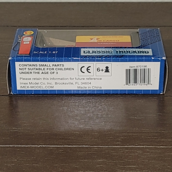 IMEX Model Co. American Classic Trucks Air Cargo Truck 1:87 Scale Toy NEW - Picture 7 of 7